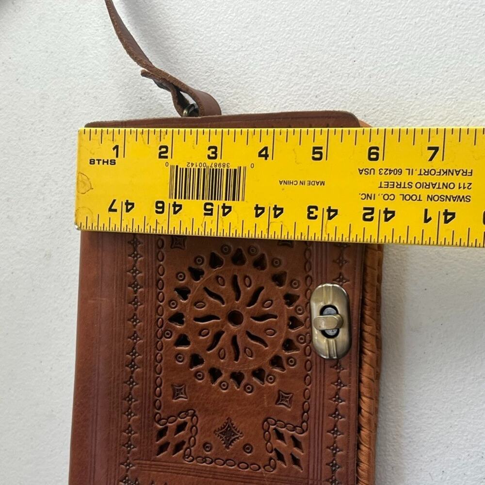 Handcrafted Leather Adjustable Shoulder Bag Tooled Floral Patterns - Picture 4 of 14